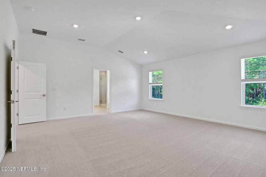 Spacious, unfurnished interior of a new home in Silver Landing at SilverLeaf, St. Augustine (Image 31). Spacious, unfurnished interior of a new home in Silver Landing at SilverLeaf, St. Augustine (Image 31).