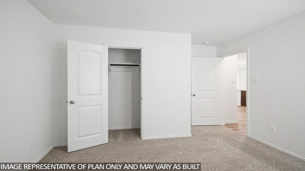Spacious, unfurnished interior of a new home in Venetian Pines, Conroe (Image 11). Spacious, unfurnished interior of a new home in Venetian Pines, Conroe (Image 11).
