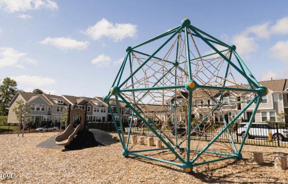 parks-trails_lunarlanding-module_640x410