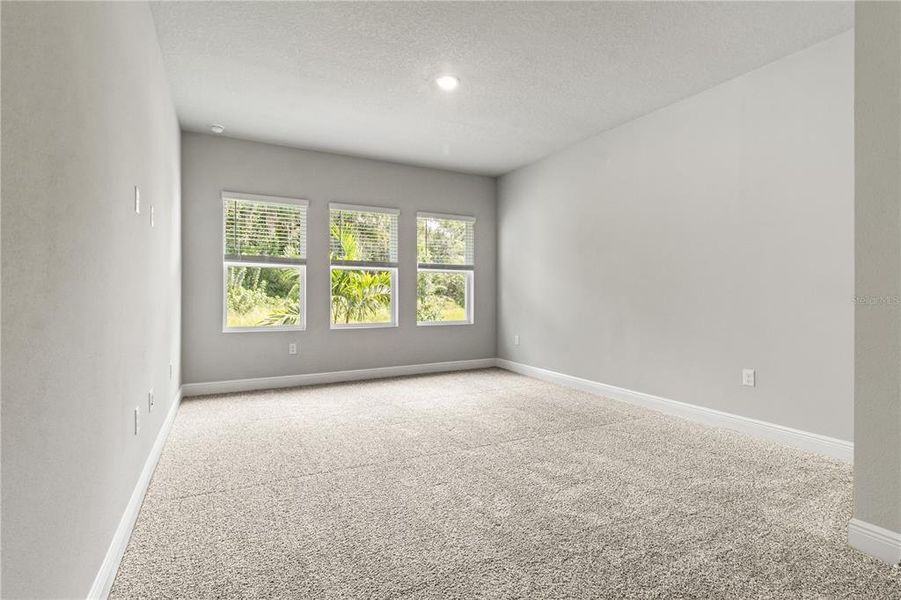 Spacious, unfurnished interior of a new home in , Parrish (Image 22).