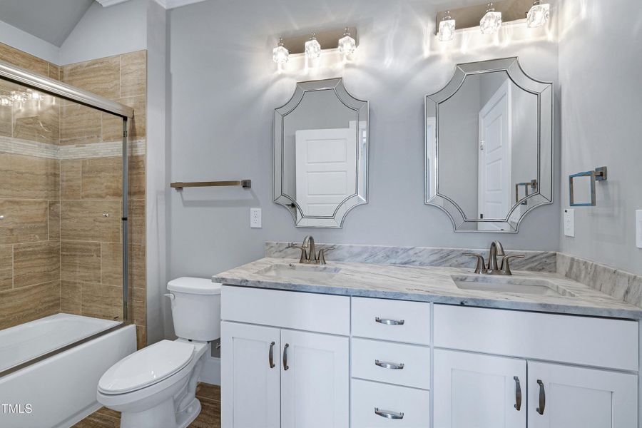 25 - bath 2 25 - bath 2