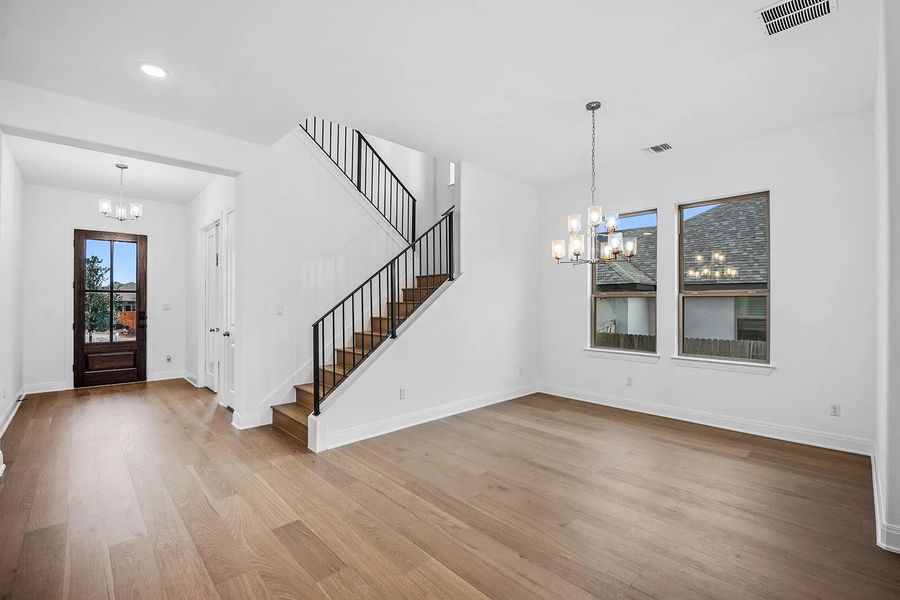 Spacious, unfurnished interior of a new home in Caliterra - 70', Dripping Springs (Image 16). Spacious, unfurnished interior of a new home in Caliterra - 70', Dripping Springs (Image 16).