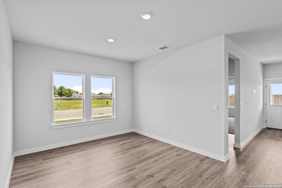Spacious, unfurnished interior of a new home in Weltner Farms 50’s, New Braunfels (Image 26). Spacious, unfurnished interior of a new home in Weltner Farms 50’s, New Braunfels (Image 26).