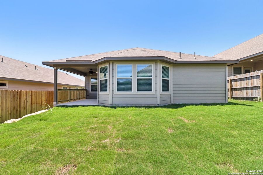 Image 39 of a home in Scenic Crest - Premier Series. Image 39 of a home in Scenic Crest - Premier Series.