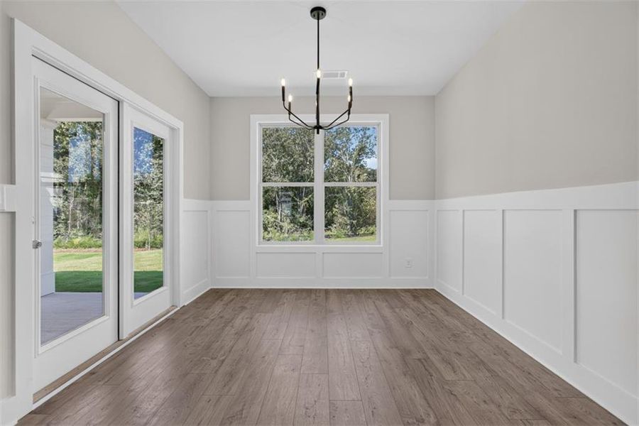 Spacious, unfurnished interior of a new home in , Athens (Image 23).