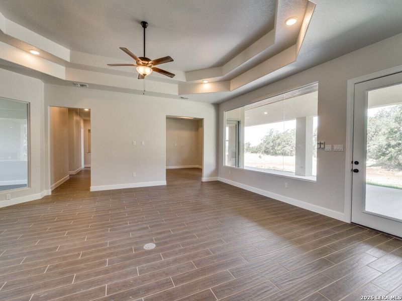 Spacious, unfurnished interior of a new home in , Spring Branch (Image 20).