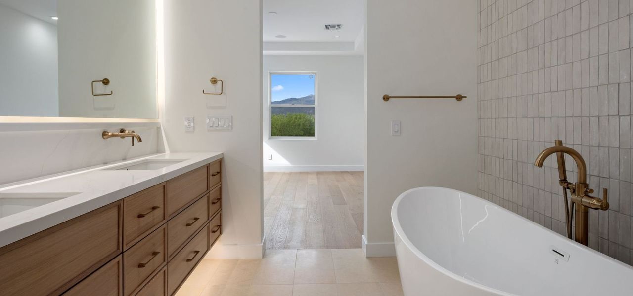Furnished interior view inside a new home in The Retreat, Scottsdale (Image 4).