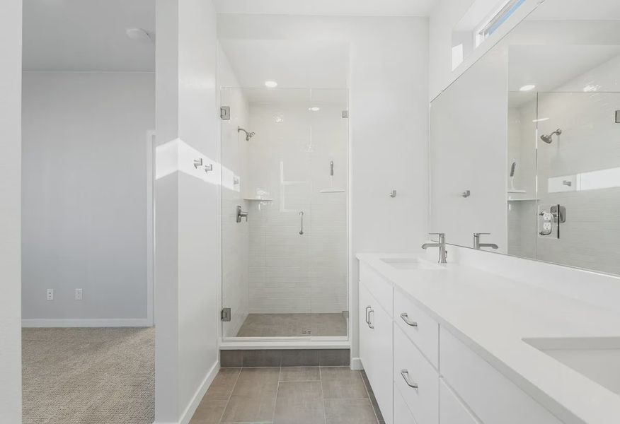 Homesite 47 Primary Bath - 13 of 14