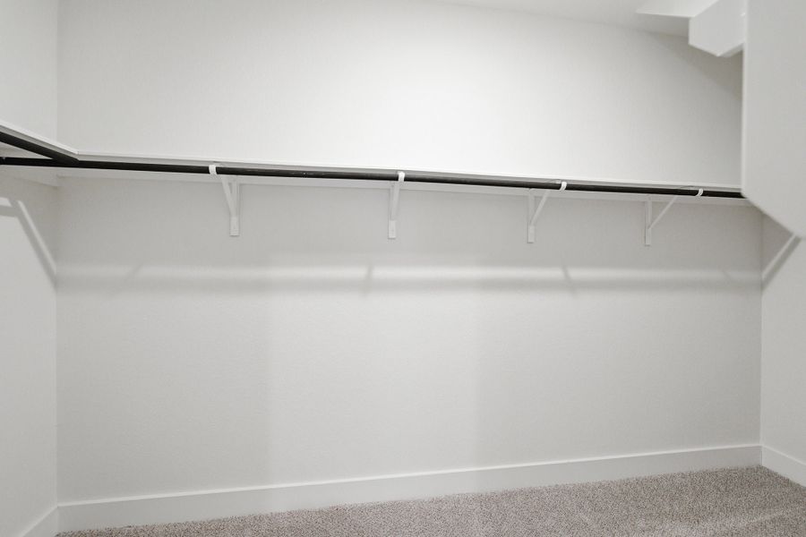 Spacious, unfurnished interior of a new home in Laurel Vistas, San Antonio (Image 87).