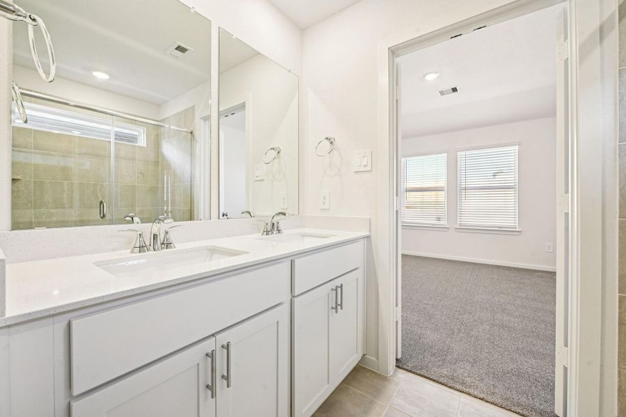 Furnished interior view inside a new home in Granger Pointe - Traditional Series, Conroe (Image 7).