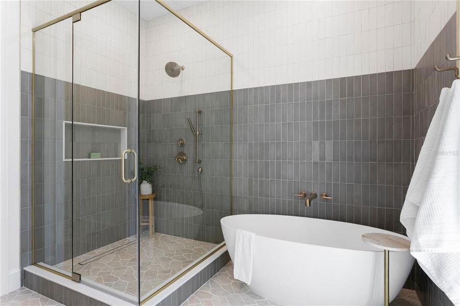 Furnished interior view inside a new home in , Tampa (Image 55).