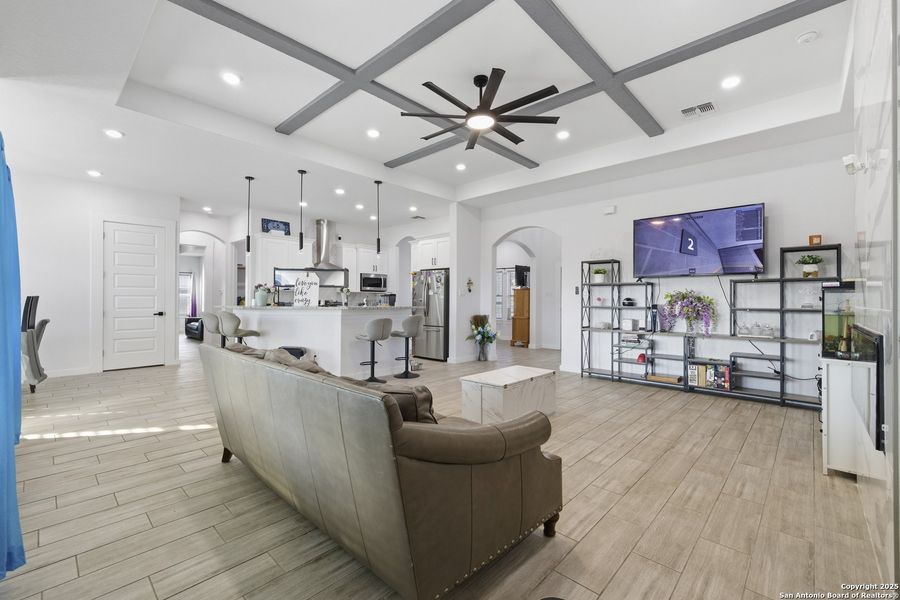 Furnished interior view inside a new home in , La Vernia (Image 25).