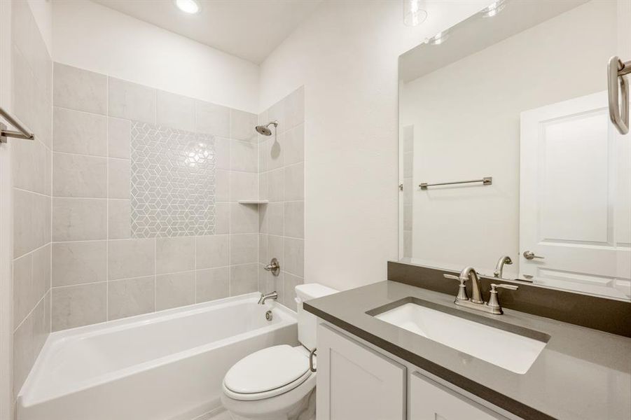 Furnished interior view inside a new home in The Oasis at North Grove 75-80, Waxahachie (Image 11). Furnished interior view inside a new home in The Oasis at North Grove 75-80, Waxahachie (Image 11).