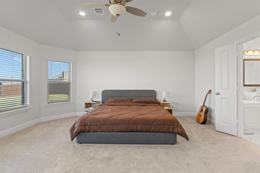 Furnished interior view inside a new home in , Waxahachie (Image 14).