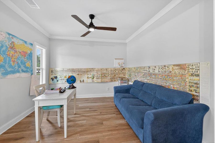 Furnished interior view inside a new home in , Bogart (Image 39).