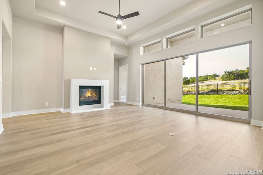 Spacious, unfurnished interior of a new home in Esperanza - 70', Boerne (Image 33). Spacious, unfurnished interior of a new home in Esperanza - 70', Boerne (Image 33).