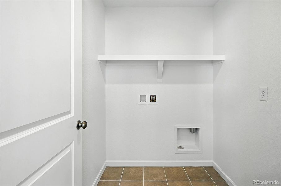 6581 E 148th Dr - Ready Now