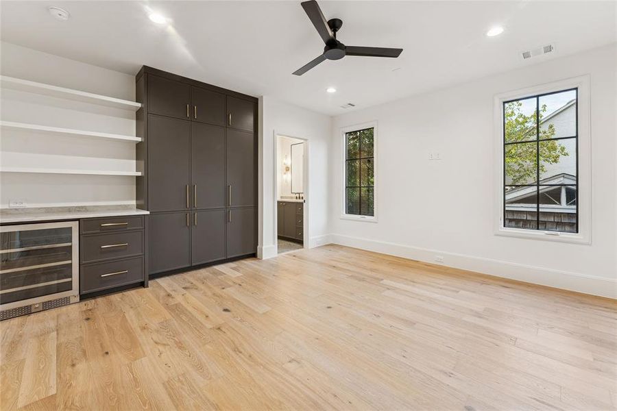 Spacious, unfurnished interior of a new home in , Dallas (Image 22). Spacious, unfurnished interior of a new home in , Dallas (Image 22).