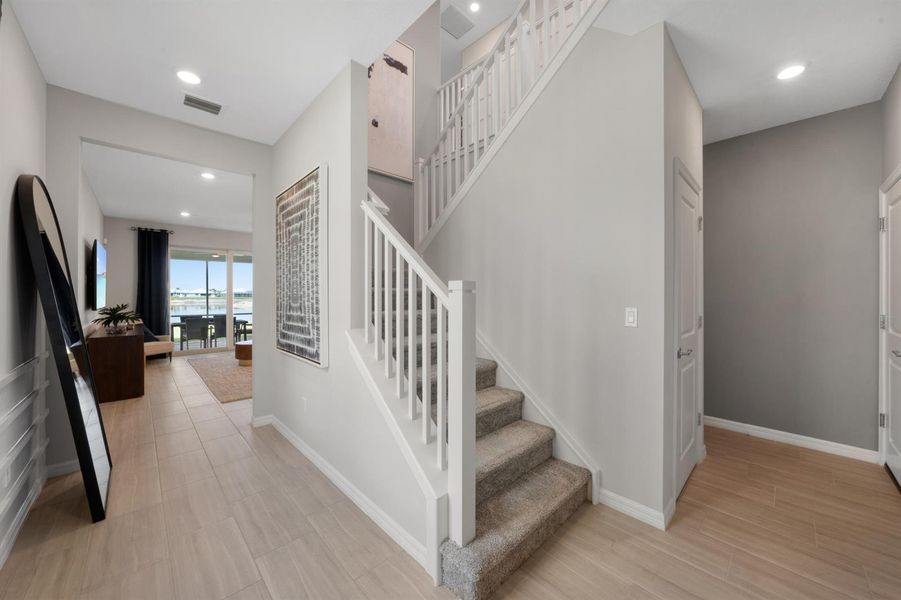 Foyer Foyer
