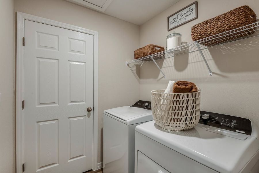 Representative interior finishes for a home built from the Cartagena by Casa Fresca Homes in Pasadena Woods, Dade City (Image 18). Representative interior finishes for a home built from the Cartagena by Casa Fresca Homes in Pasadena Woods, Dade City (Image 18).