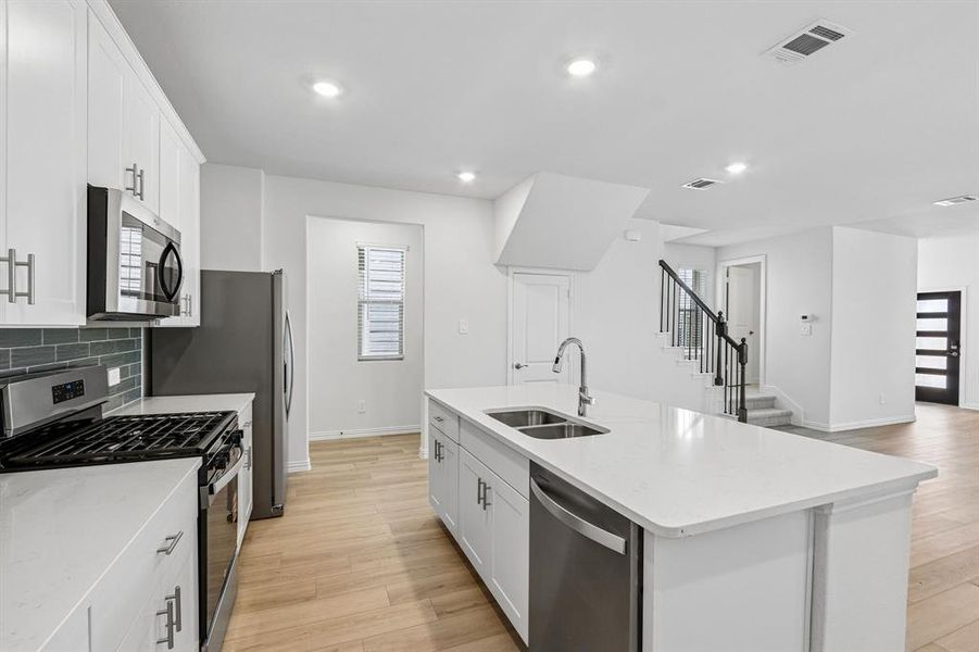 Furnished interior view inside a new home in Oak Ridge Park, Corinth (Image 11).
