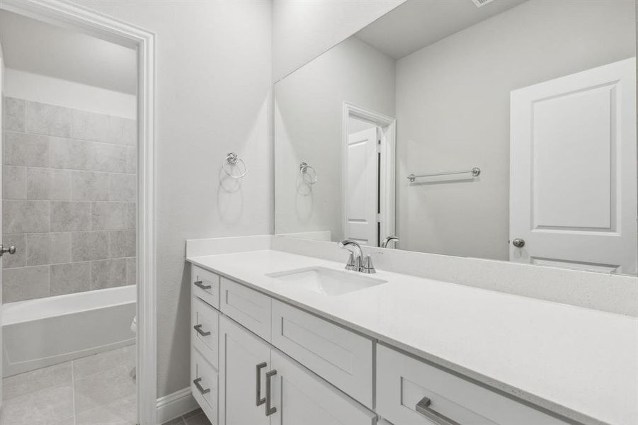 Furnished interior view inside a new home in Santorini, Seagoville (Image 10).