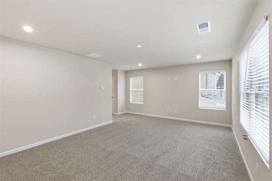 Spacious, unfurnished interior of a new home in Park Center Pointe, Mableton (Image 27).