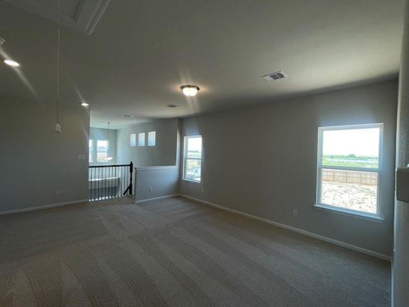 Spacious, unfurnished interior of a new home in La Segarra, Pattison (Image 12).