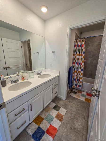 Furnished interior view inside a new home in , Aurora (Image 9).