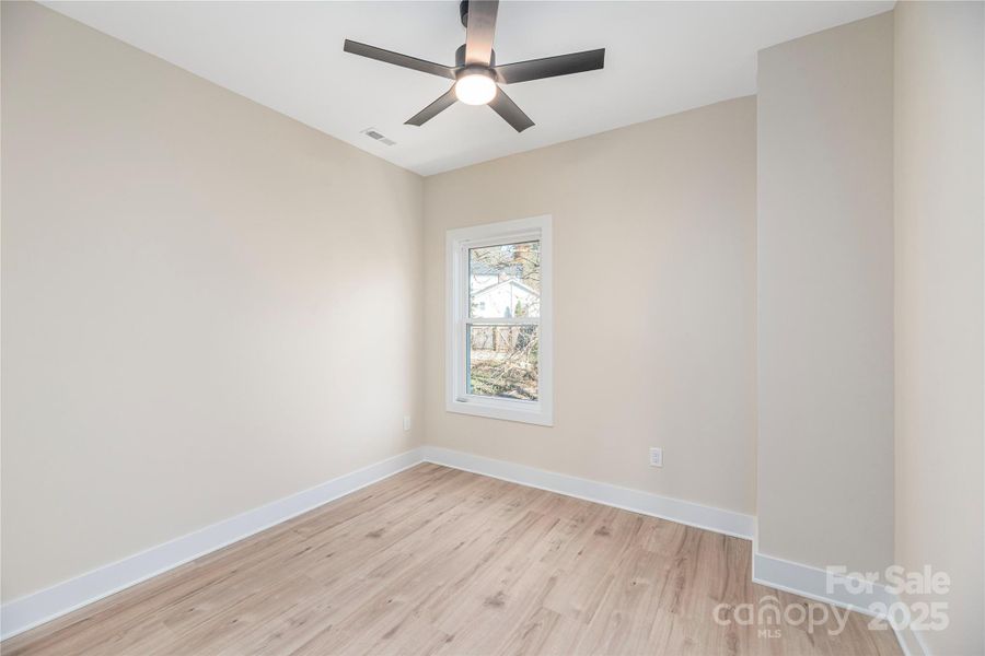 Spacious, unfurnished interior of a new home in , Asheville (Image 17).