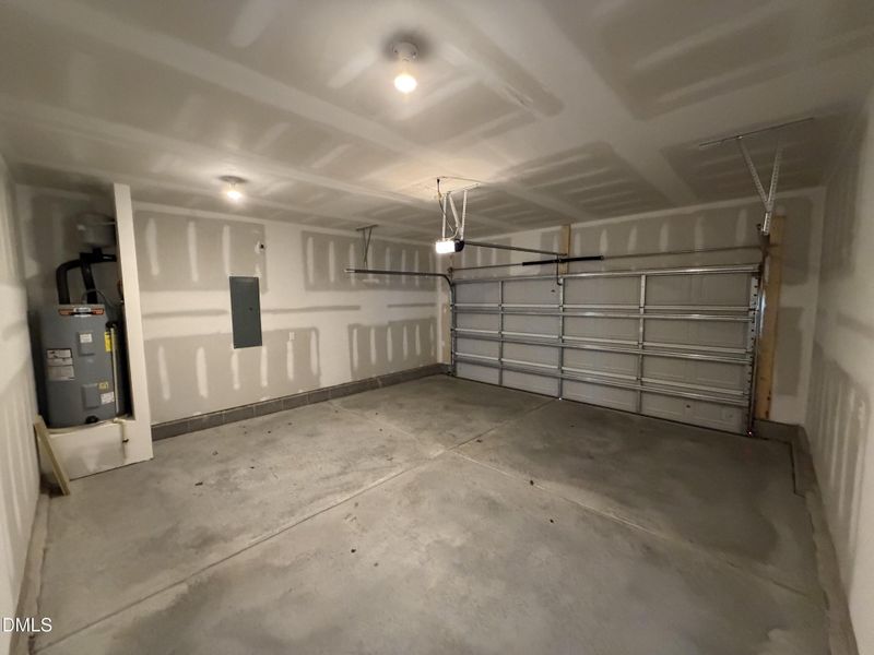 13_beyc69e01933862a2