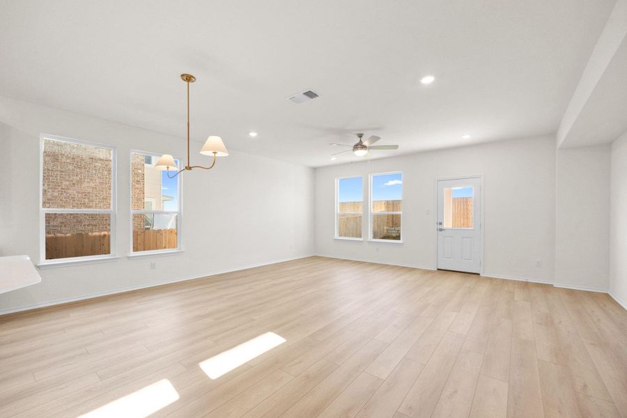 Spacious, unfurnished interior of a new home in Salerno - Classic Collection, Round Rock (Image 28). Spacious, unfurnished interior of a new home in Salerno - Classic Collection, Round Rock (Image 28).