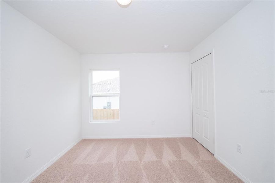 Spacious, unfurnished interior of a new home in , Frostproof (Image 12).