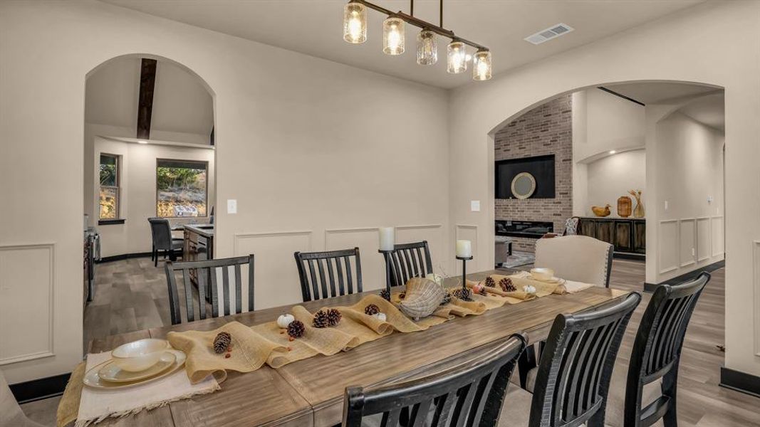 Furnished interior view inside a new home in Saddle Crest Estates, Weatherford (Image 26).