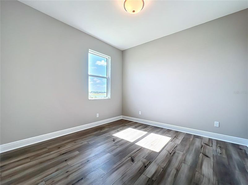 Spacious, unfurnished interior of a new home in Watercolor Place, Bradenton (Image 60).