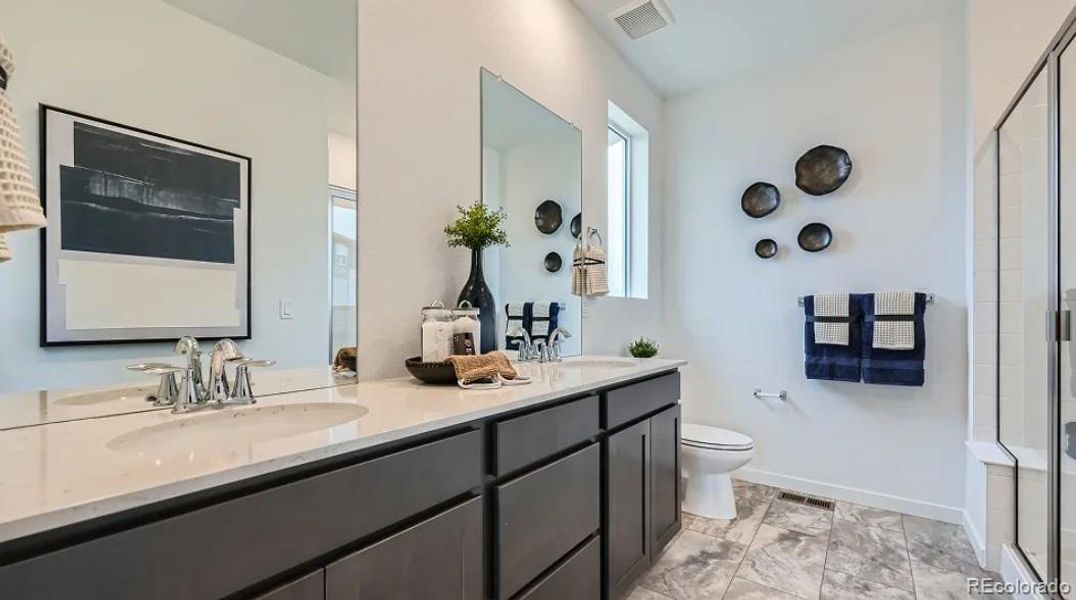 Owner's Suite Bath - Model Photo