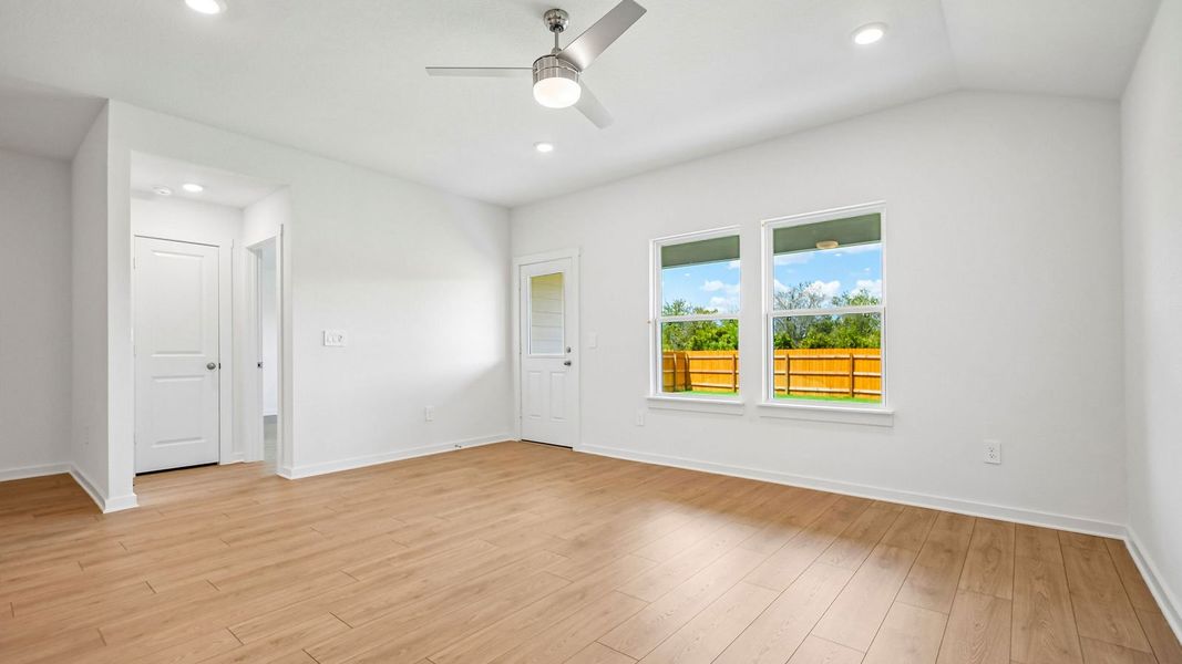 Spacious, unfurnished interior of a new home in Trails at Wildhorse, Austin (Image 18).