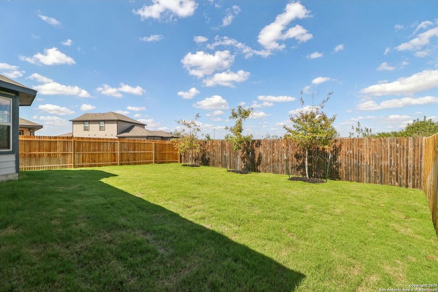 Exterior details and patio area of a home in Catalina, Converse (Image 22).