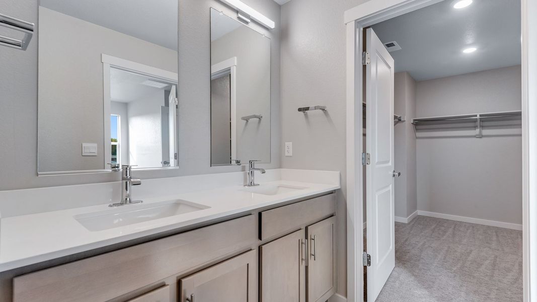 Furnished interior view inside a new home in Horizon Uptown, Aurora (Image 10).