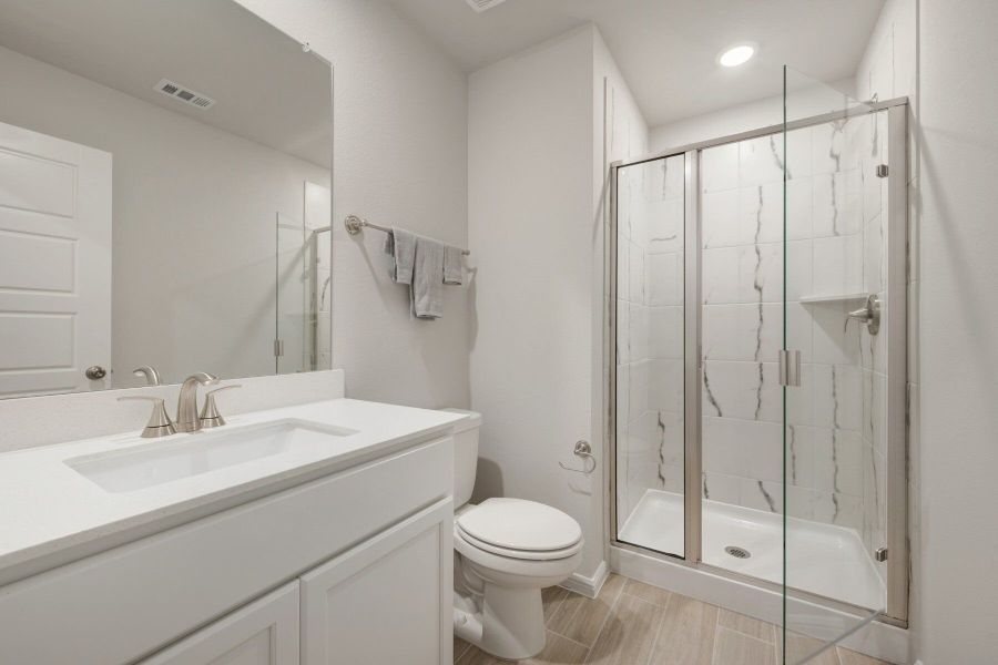 Owner's Bathroom Owner's Bathroom
