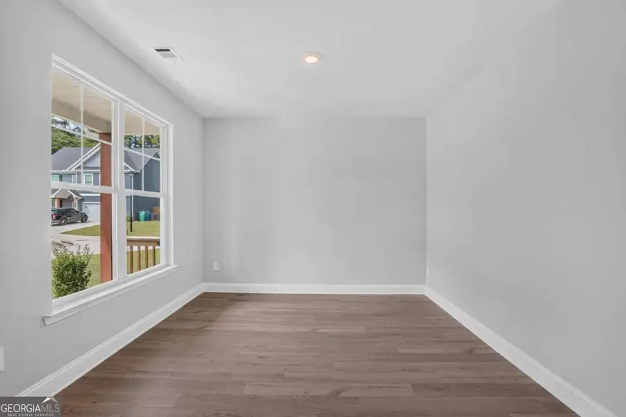 Spacious, unfurnished interior of a new home in Austin Ridge, Commerce (Image 24).