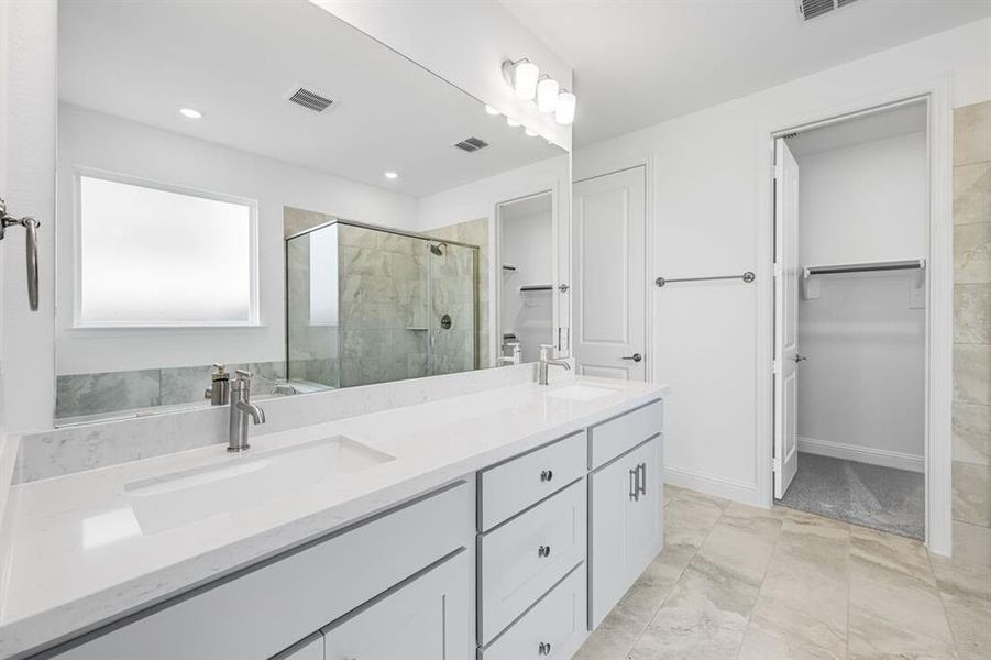 1408 Holly Trail ~ Ready Now!