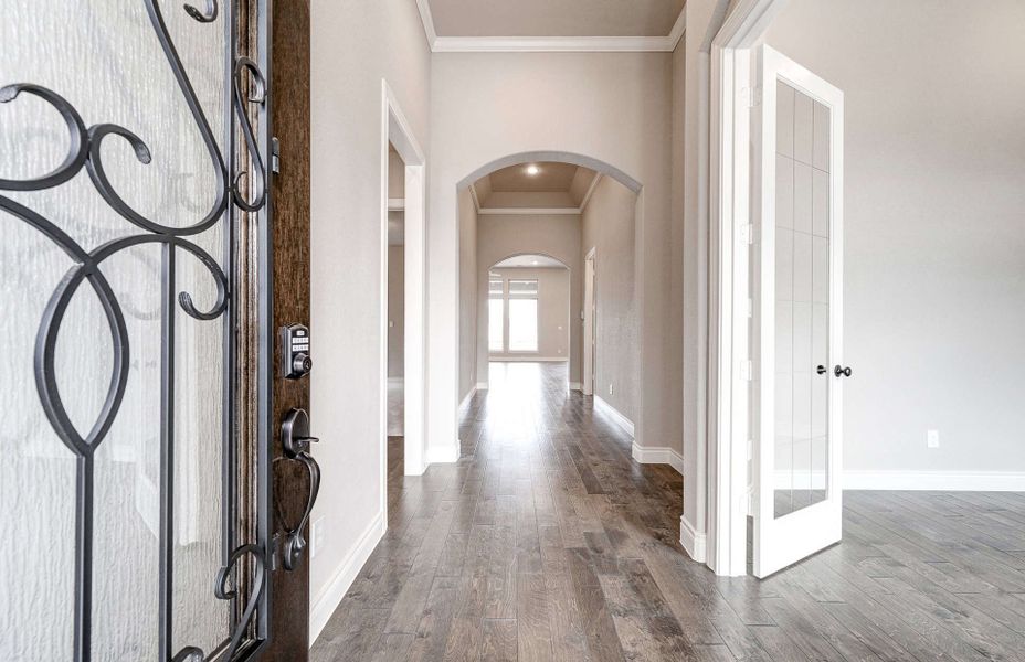 Spacious, unfurnished interior of a new home in Bridgeland 60′, Cypress (Image 18). Spacious, unfurnished interior of a new home in Bridgeland 60′, Cypress (Image 18).