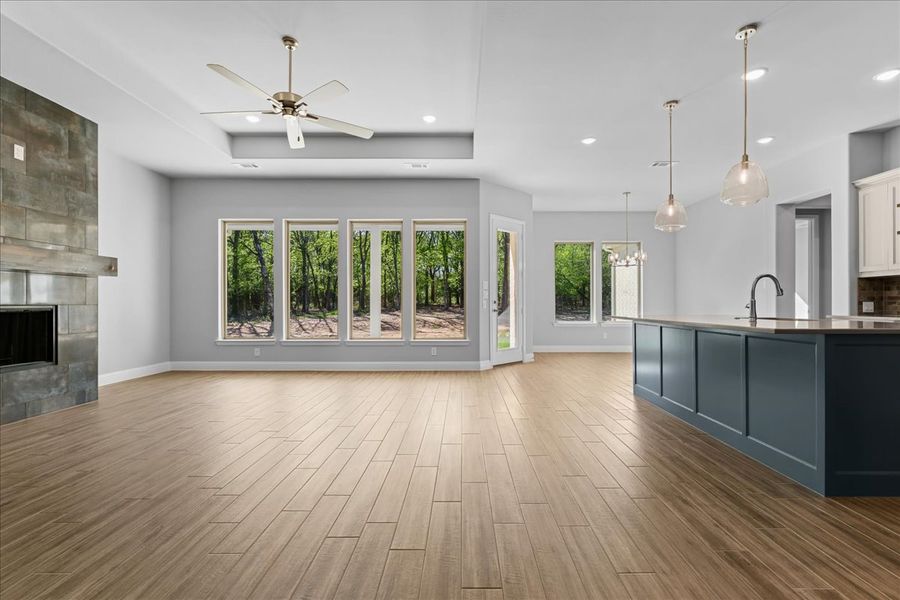 Spacious, unfurnished interior of a new home in Spring Valley Ranch, Paradise (Image 23).