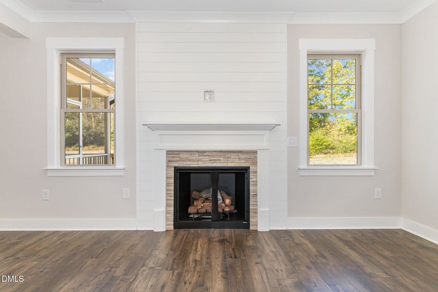 008_img_5142-edit_983