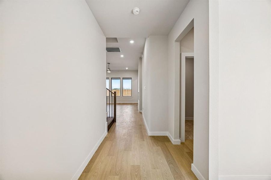 Spacious, unfurnished interior of a new home in Freeman Farms, Kaufman (Image 21). Spacious, unfurnished interior of a new home in Freeman Farms, Kaufman (Image 21).