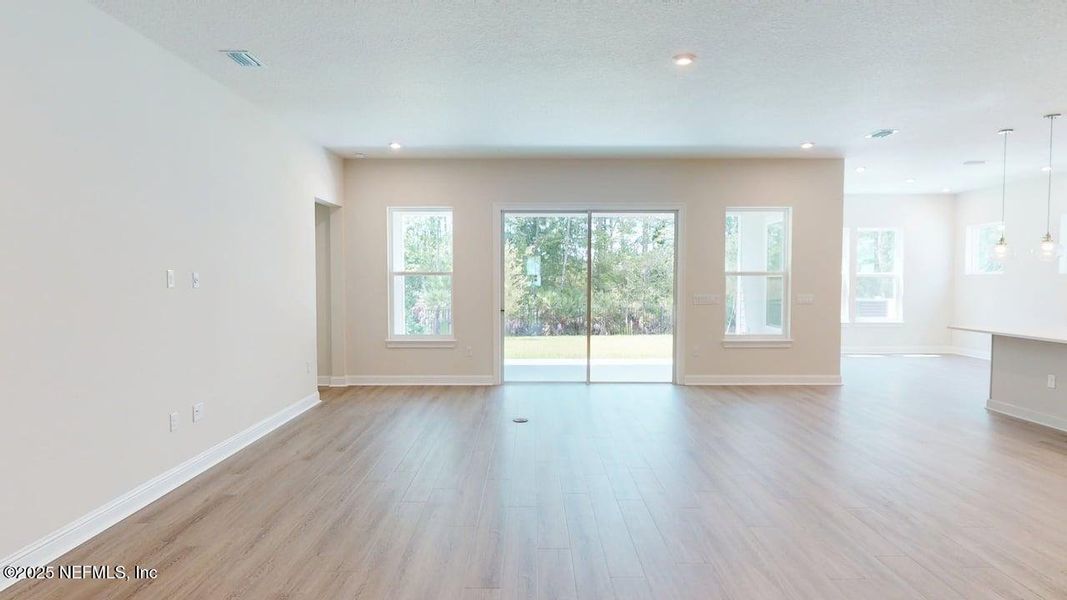 Spacious, unfurnished interior of a new home in RiverTown - Vista, St. Johns (Image 21).