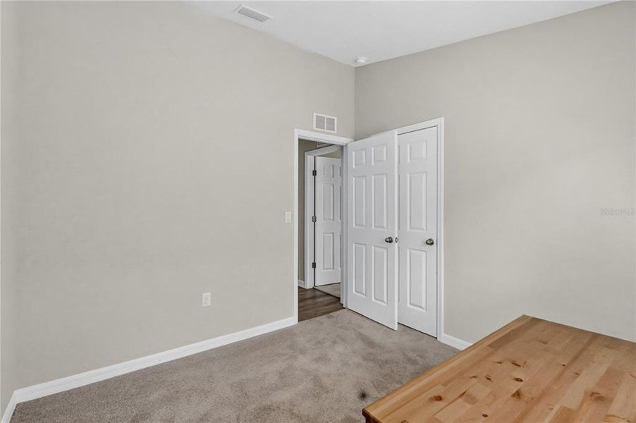 Spacious, unfurnished interior of a new home in Forest Lake, Davenport (Image 40).