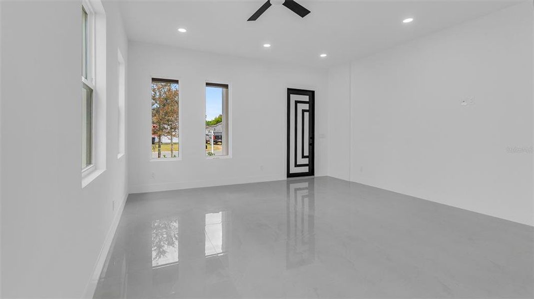 Spacious, unfurnished interior of a new home in , St. Petersburg (Image 20). Spacious, unfurnished interior of a new home in , St. Petersburg (Image 20).