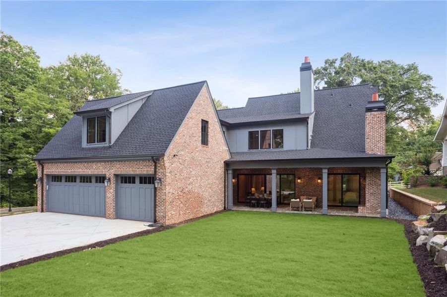 Image 38 of a home in .